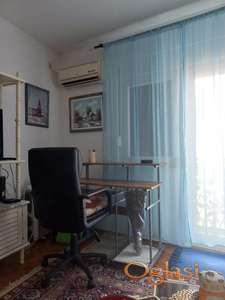 Dvosoban stan u centru